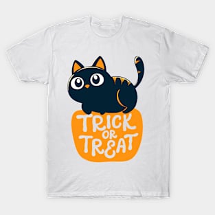 Cute Pumpkin Black Cat Lover Trick or Treat Funny Women Men Kids T-Shirt